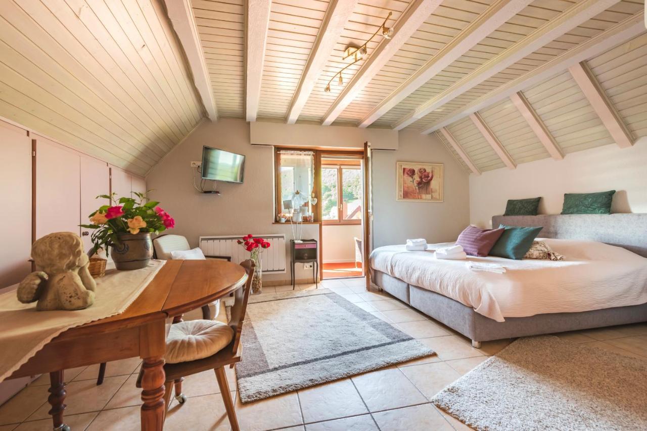 Bed and Breakfast Domaine Bleesz Reichsfeld Exterior foto